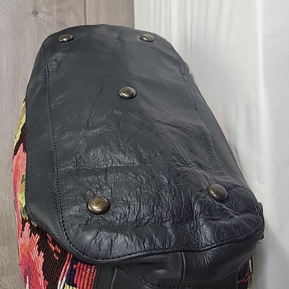 Nena & Co. Floral Tapestry Leather Tote Bag - Picture 6 of 13